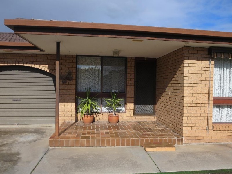 1/430 Urana Road, Lavington NSW 2641