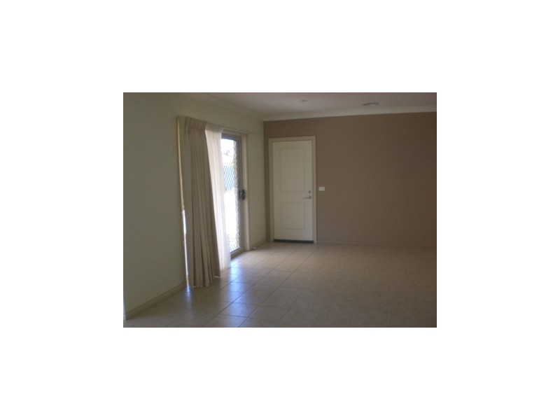 48 Pell Street, Howlong NSW 2643