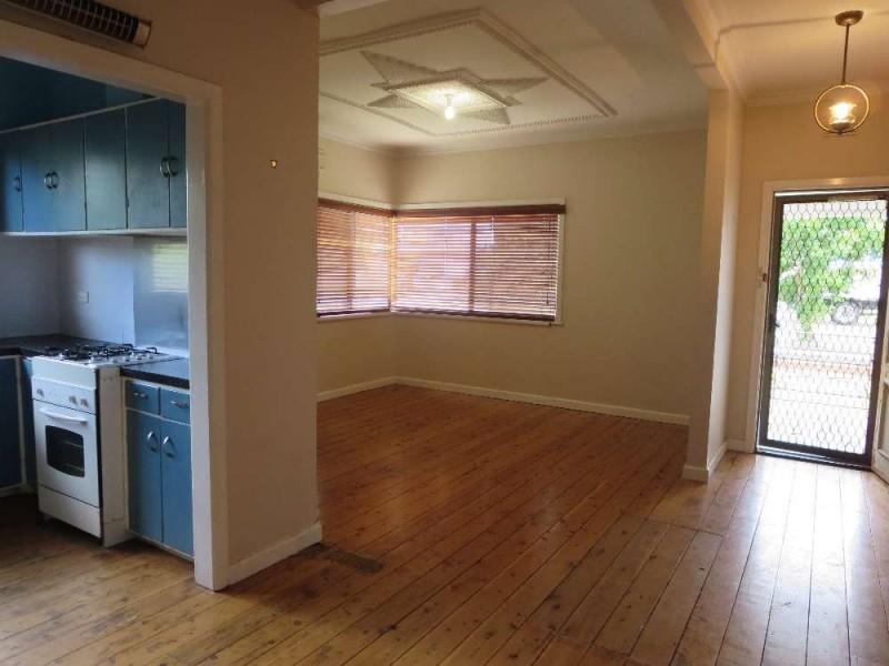 1059 Alemein Avenue, Lavington NSW 2641