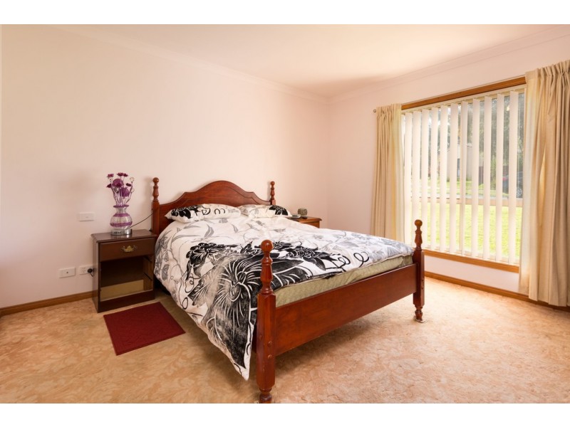 3 Almurta Court, Springdale Heights NSW 2641