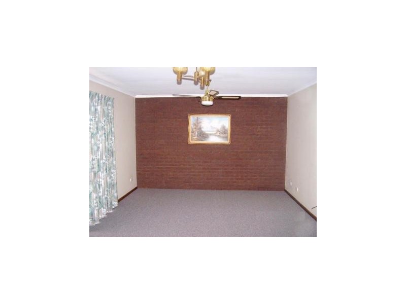 1/524 Danes Street, Lavington NSW 2641