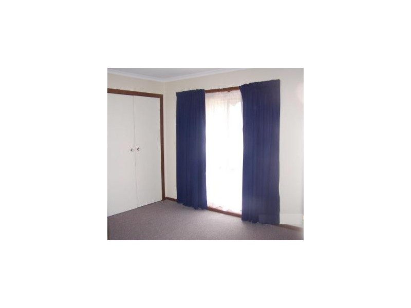 1/524 Danes Street, Lavington NSW 2641