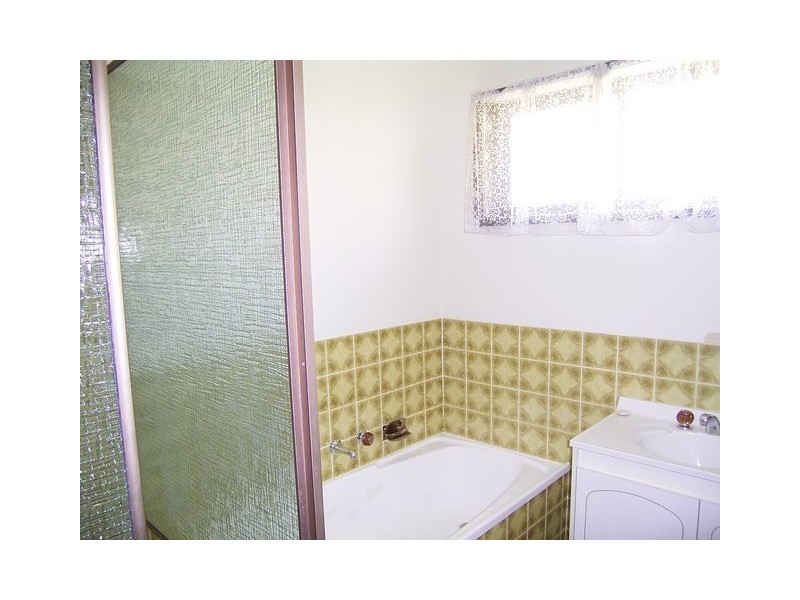 6/384 Kaylock Road, Lavington NSW 2641