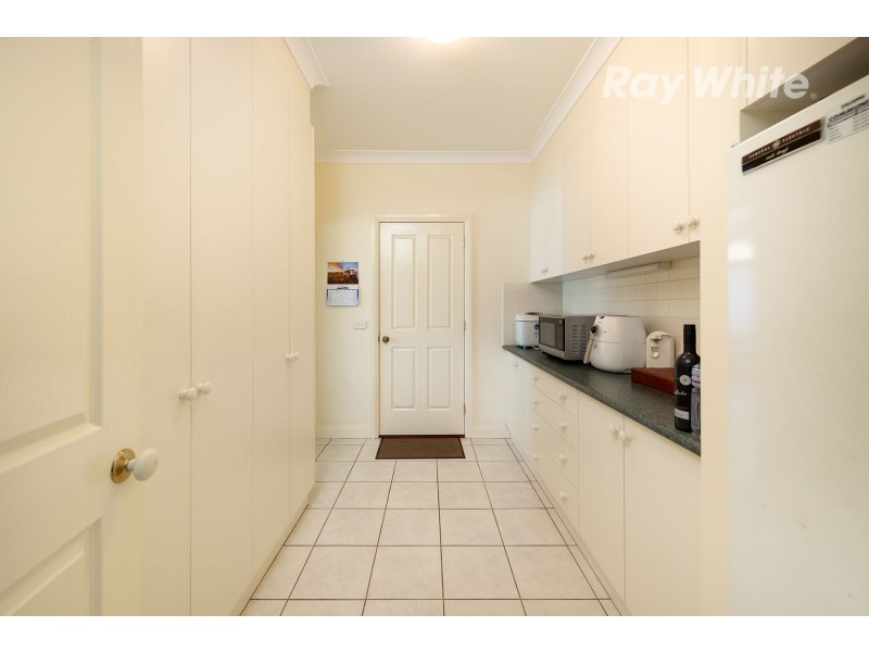 389 Burma Road, Table Top NSW 2640