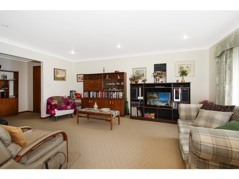 450 Bundarra Place, Lavington NSW 2641