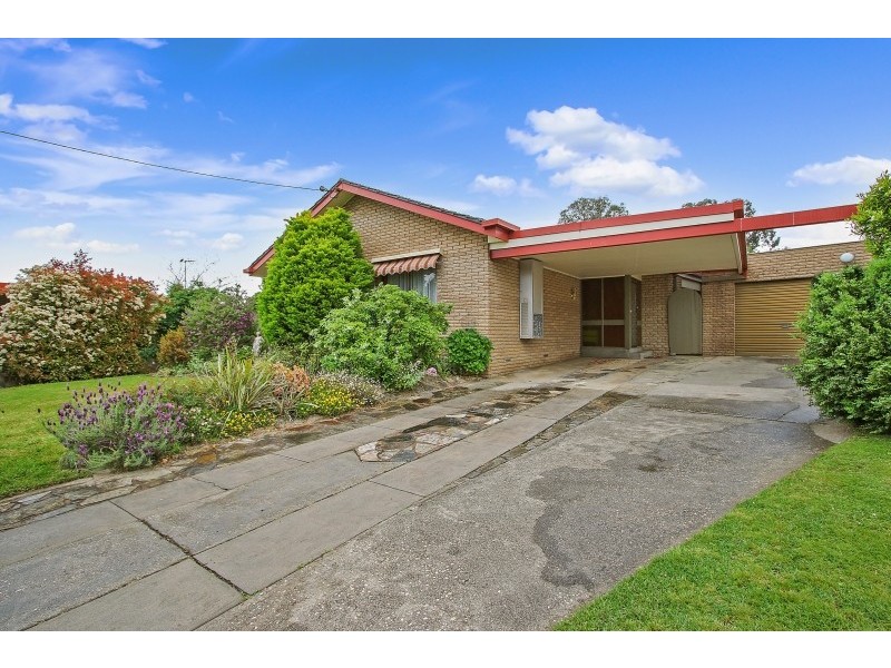 450 Bundarra Place, Lavington NSW 2641