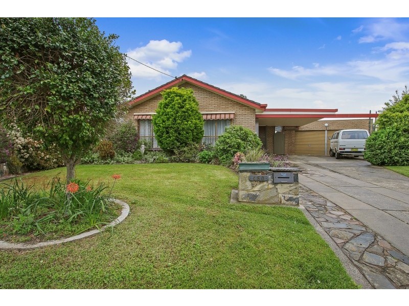 450 Bundarra Place, Lavington NSW 2641