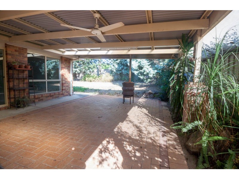8 Bartholomew Street, Glenroy NSW 2640