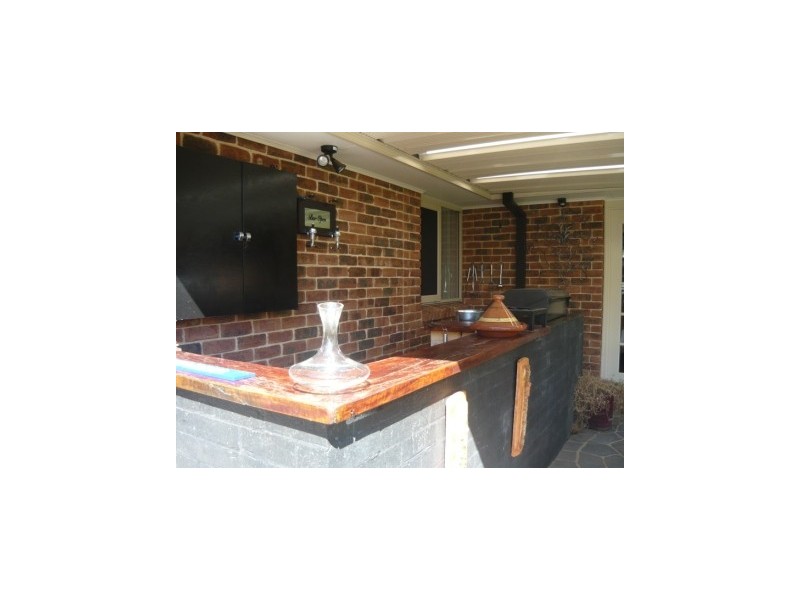 8 Willaroo Street, Thurgoona NSW 2640