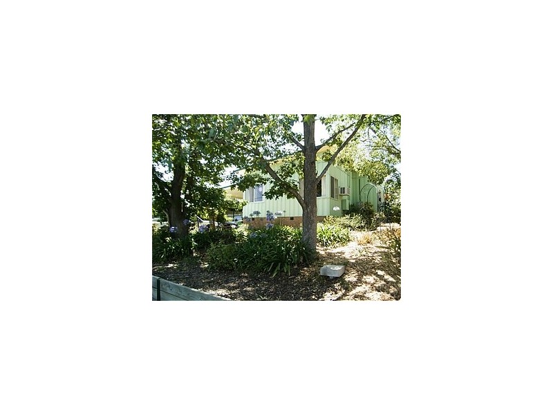 860 Watson Street, Albury NSW 2640