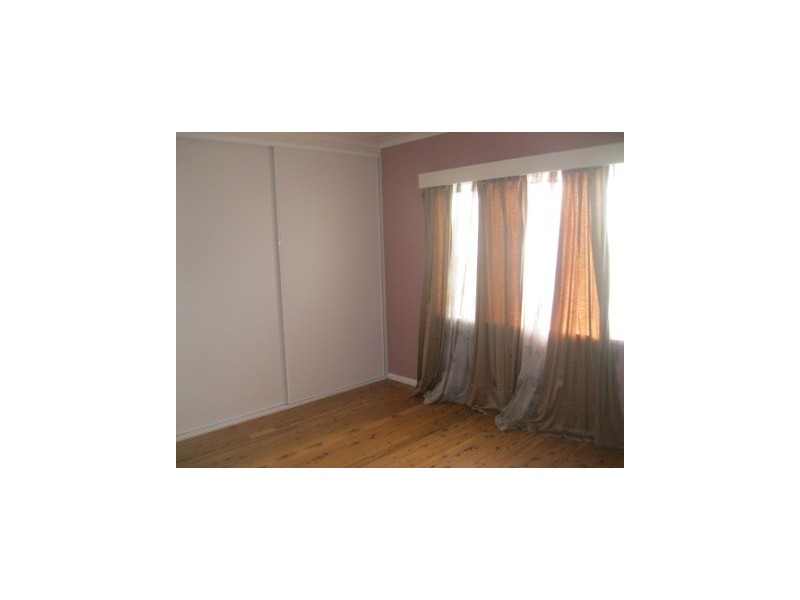 860 Watson Street, Albury NSW 2640