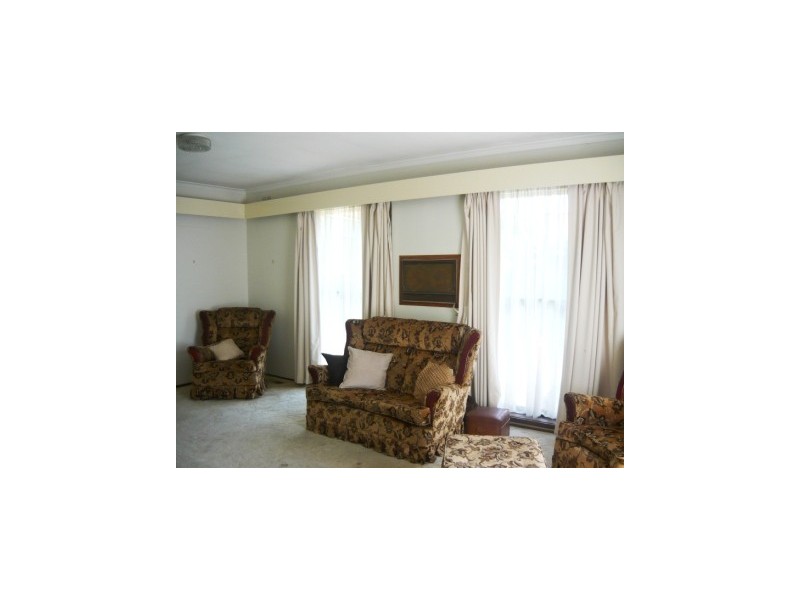 355 Sutherland Street, Lavington NSW 2641