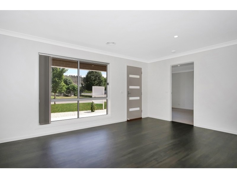 59 Cornwall Avenue, Lavington NSW 2641