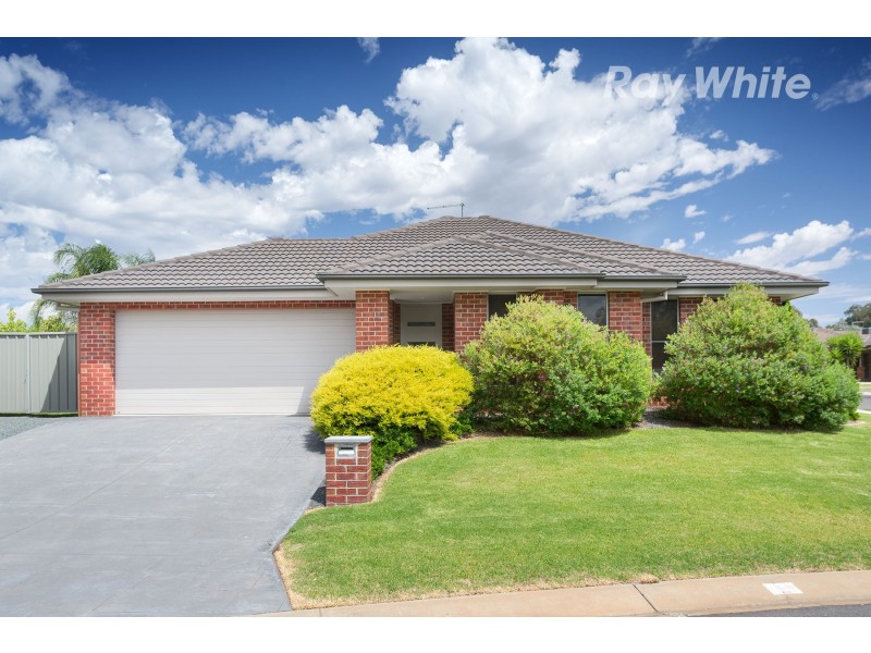 1 Owl Court, Thurgoona NSW 2640