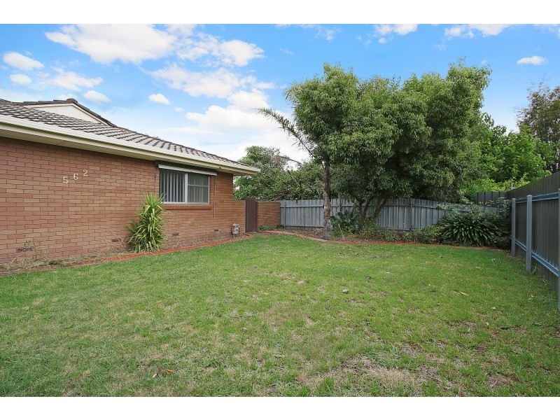 1/562 Woodbury Court, Lavington NSW 2641