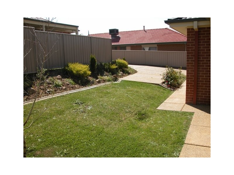 1-2/29 Heppner Court, Thurgoona NSW 2640