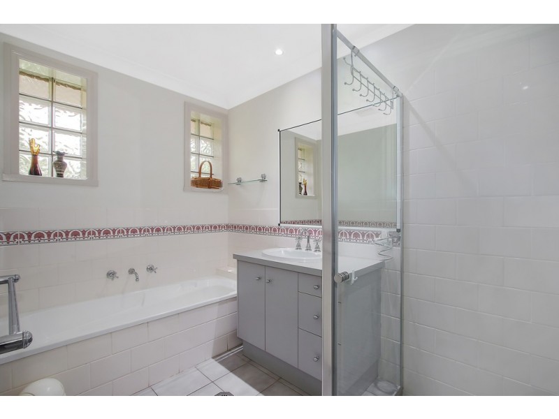 1/3 Maynet Place, West Albury NSW 2640