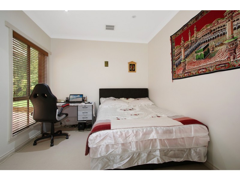 1/3 Maynet Place, West Albury NSW 2640