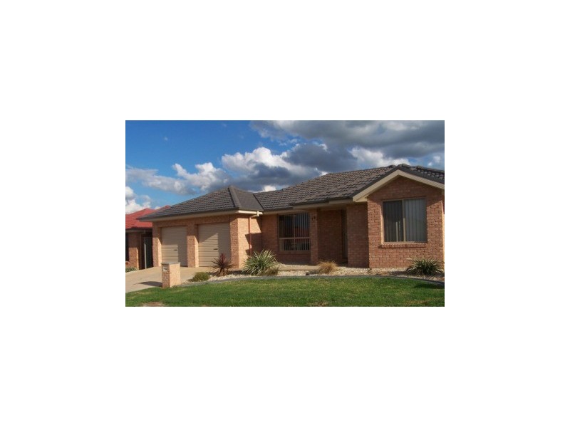 19 Firetail Street, Thurgoona NSW 2640