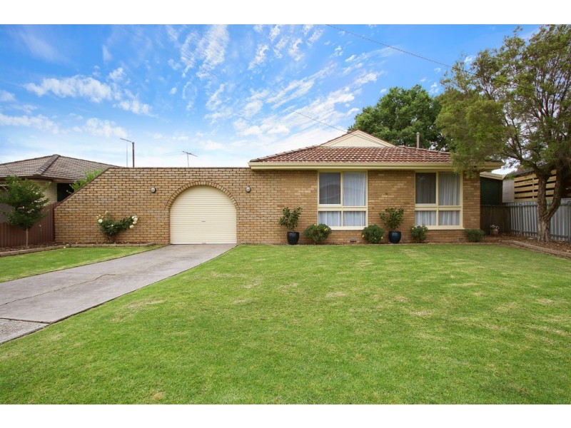 359 Douglas Road, Lavington NSW 2641