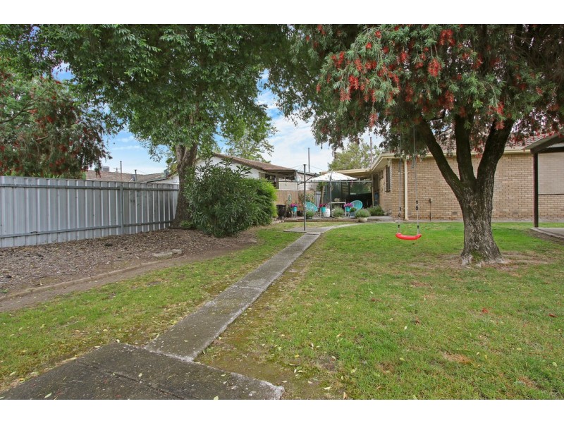 359 Douglas Road, Lavington NSW 2641