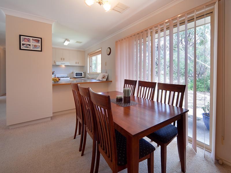 2/11 Heppner Court, Thurgoona NSW 2640