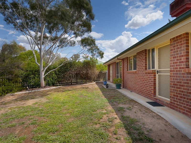 2/11 Heppner Court, Thurgoona NSW 2640