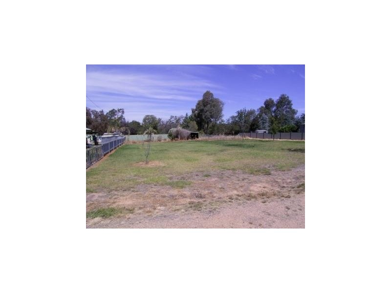 63 Howlong Road, Burrumbuttock NSW 2642