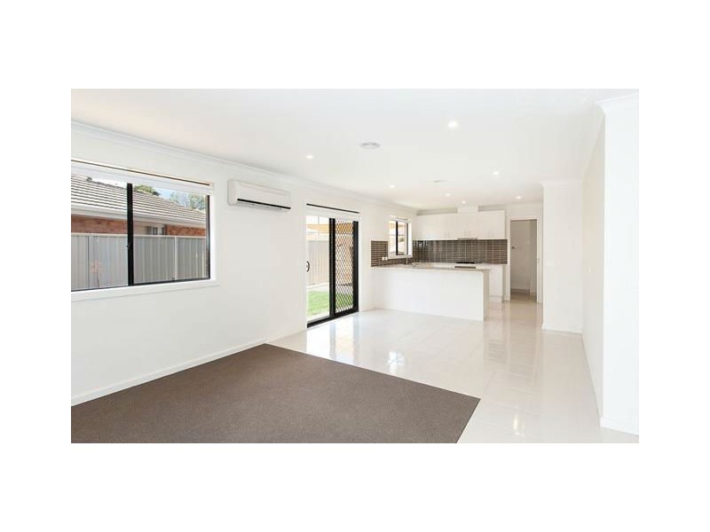 19 Brookfield Mews, Lavington NSW 2641