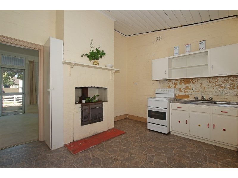 738 Young Street, Albury NSW 2640