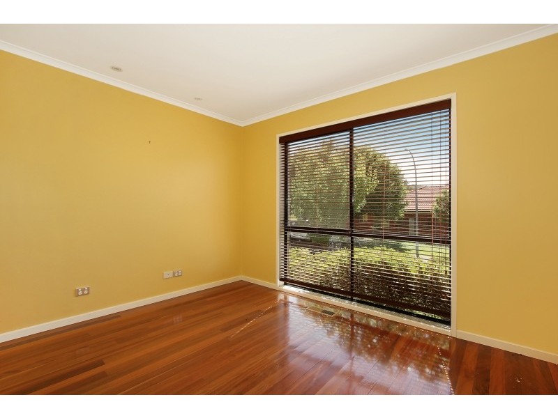 68 Bartholomew Street, Glenroy NSW 2640