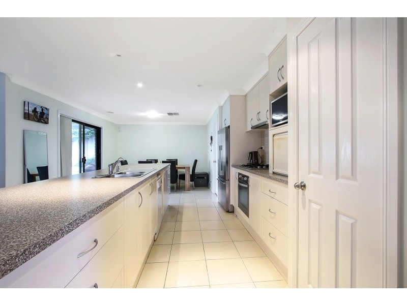 58 Newton Circuit, Thurgoona NSW 2640