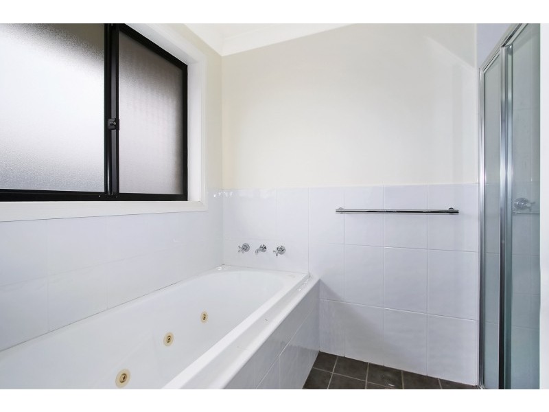 58 Newton Circuit, Thurgoona NSW 2640