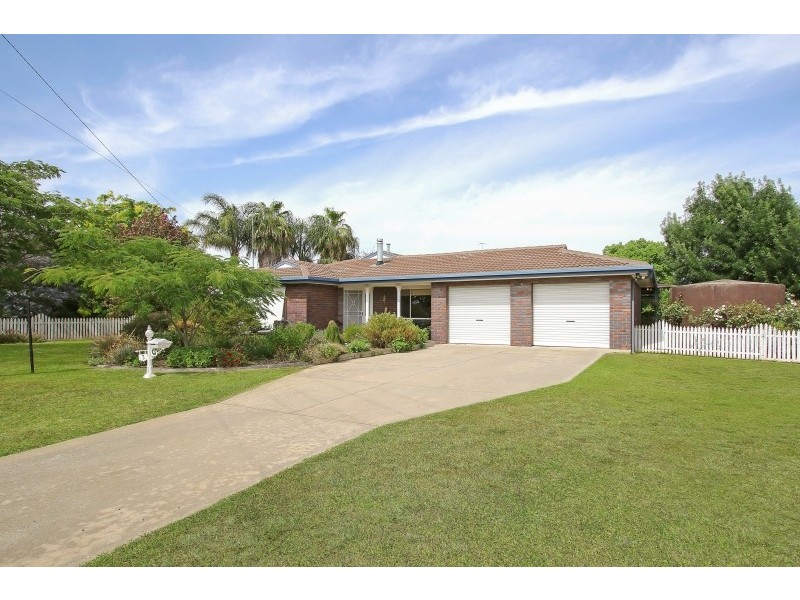 3 Sunnyside Cres, Walla Walla NSW 2659