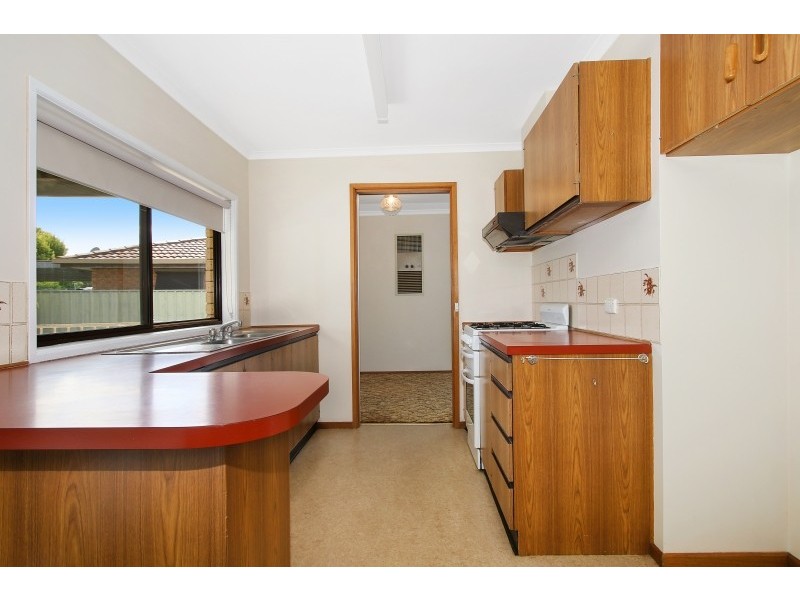 35 St Andrews Circuit, Thurgoona NSW 2640