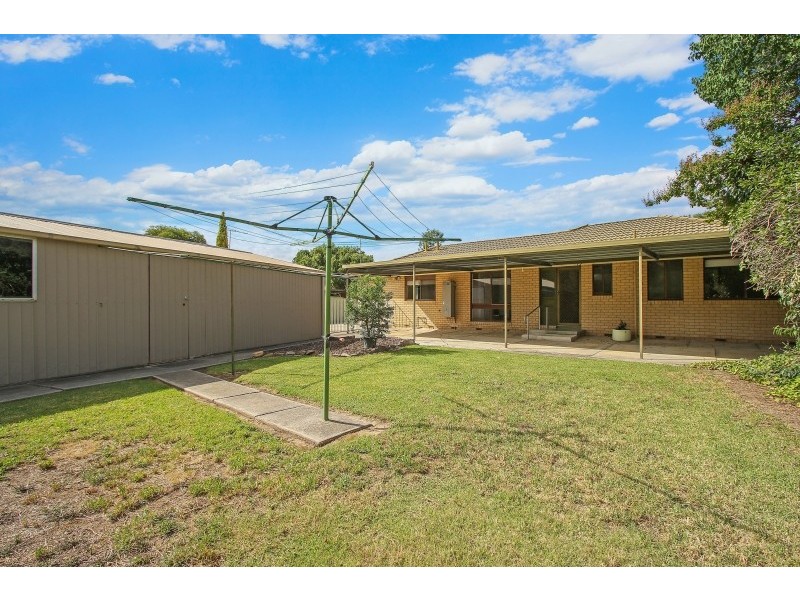35 St Andrews Circuit, Thurgoona NSW 2640