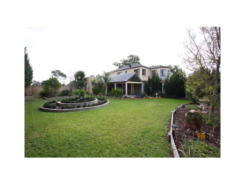 90 Larmer Street, Howlong NSW 2643