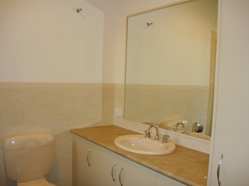 1037 Calimo Street, North Albury NSW 2640