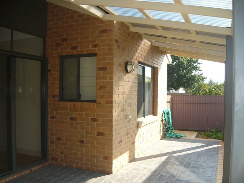 1037 Calimo Street, North Albury NSW 2640