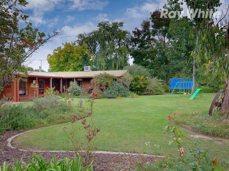 108 Victoria Street, Howlong NSW 2643