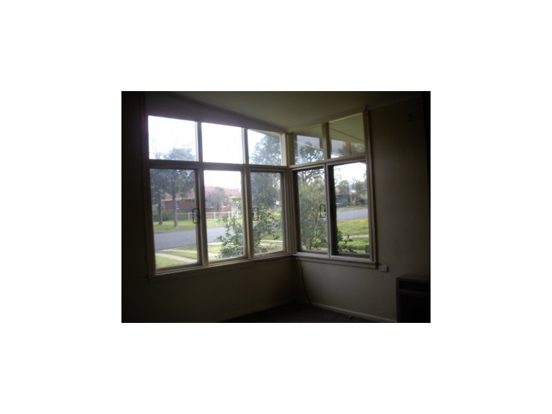 898 Captain Cook Drive, North Albury NSW 2640