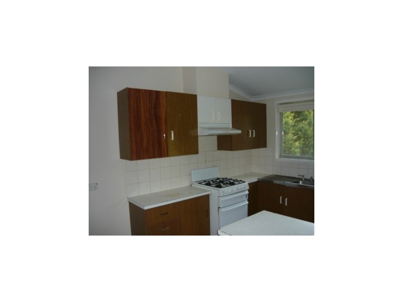 96  Kurrajong Crescent, West Albury NSW 2640