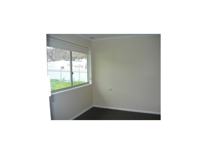 96  Kurrajong Crescent, West Albury NSW 2640