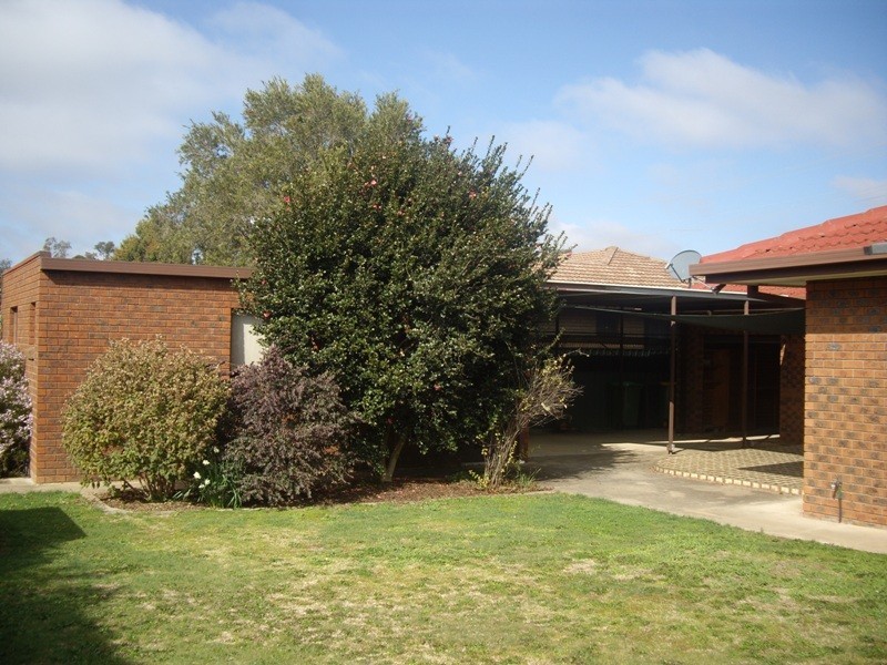 530 Regina Avenue, Albury NSW 2640
