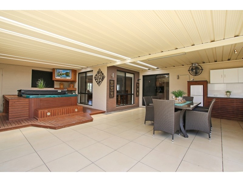 16 Almurta Court, Springdale Heights NSW 2641