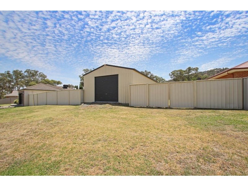 16 Almurta Court, Springdale Heights NSW 2641