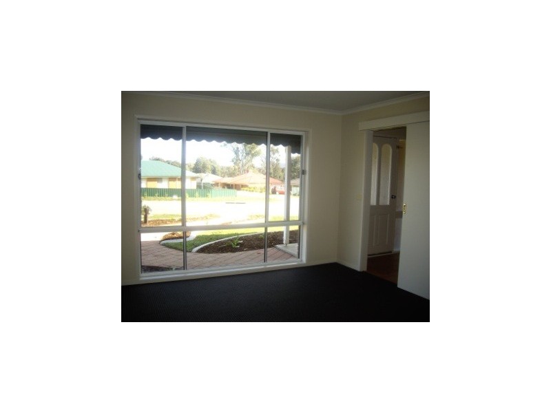 20 Hickory Street, Thurgoona NSW 2640