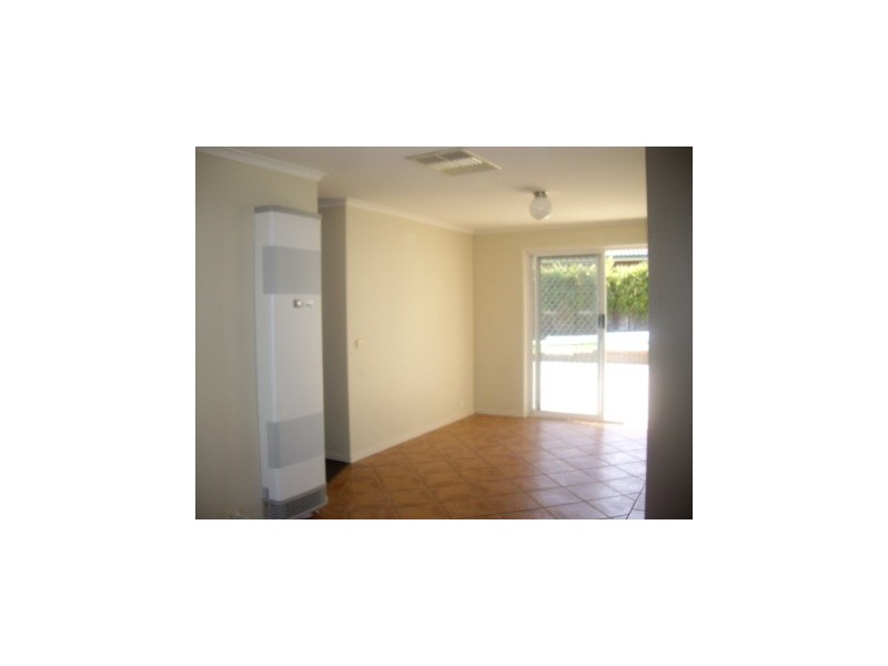 20 Hickory Street, Thurgoona NSW 2640
