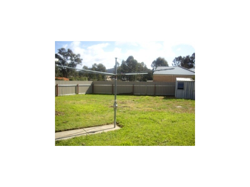 20 Hickory Street, Thurgoona NSW 2640