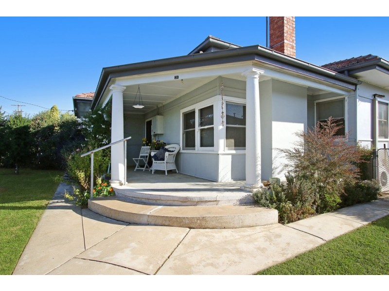31 Commercial Street, Walla Walla NSW 2659
